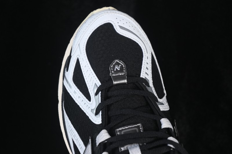 New Balance 1906 Retro Running Shoes with Lightweight Cowhide Leather and T-Beam Arch Support - U1906RCI