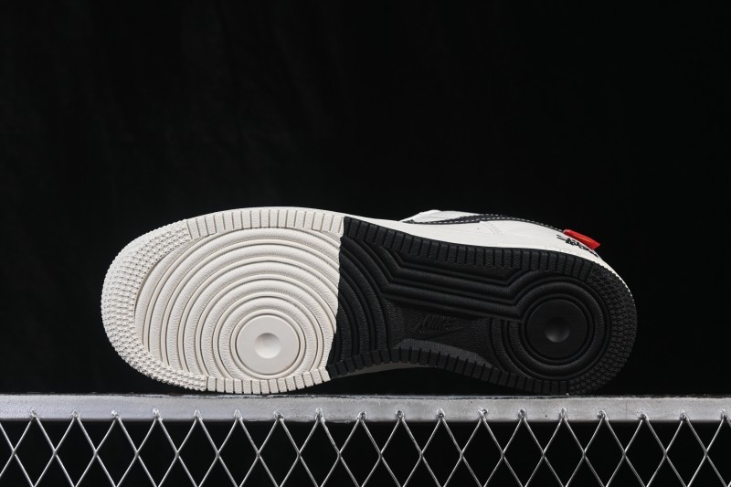Nike Air Force 1 '07 Low Black and White Contrast Retro Basketball Sneakers - MM3399-817