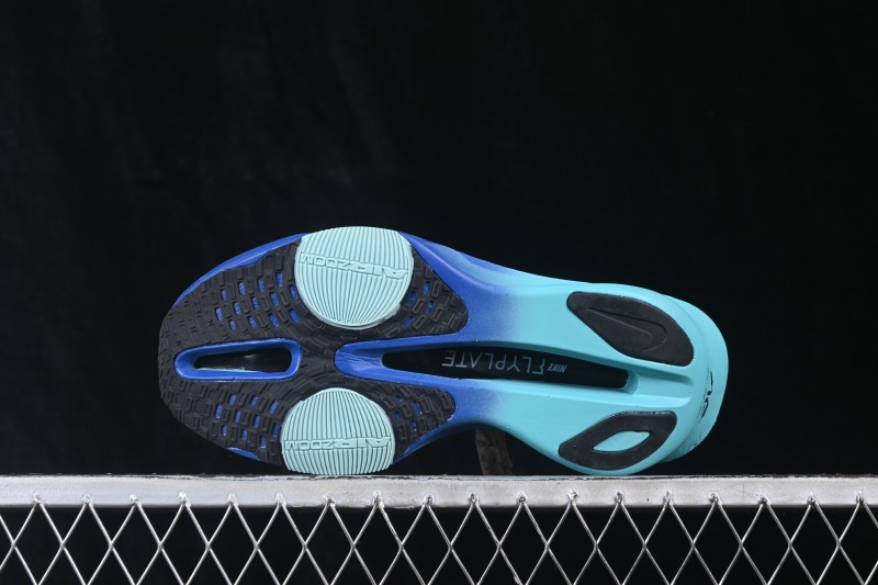 Nike ZoomX Vaporfly NEXT% 3 Marathon Racing Shoes with Lightweight Cushioning - FD8315-013