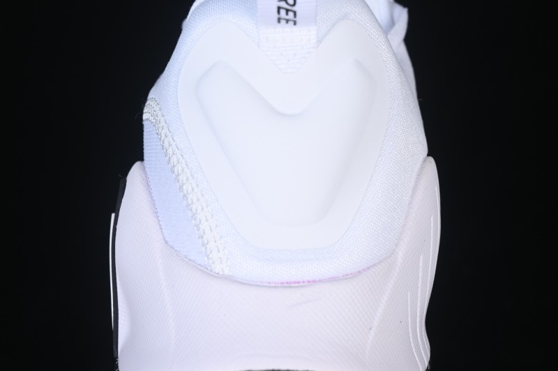 Nike Free Metcon 6 Training Shoes with Breathable Mesh and Cushioned Support - FJ7127-101