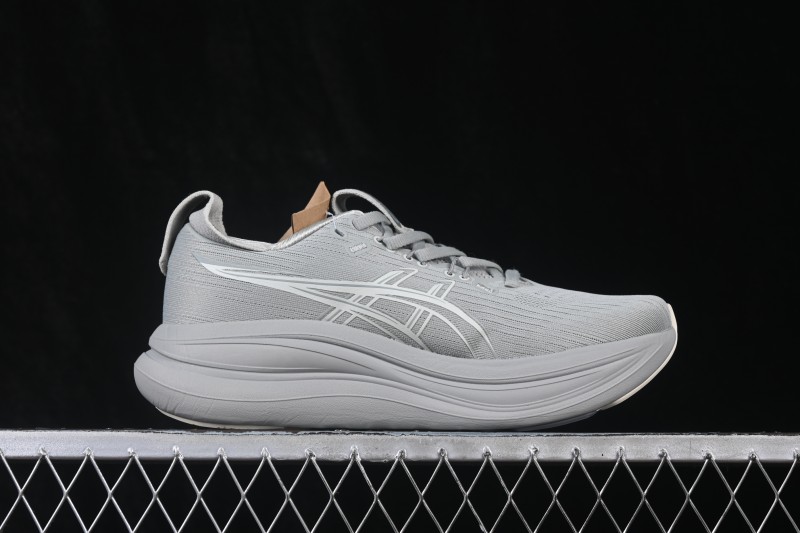 Asics Gel-Nimbus 28 Retro Breathable Cushioned Running Shoes for Men - 1012B899-021