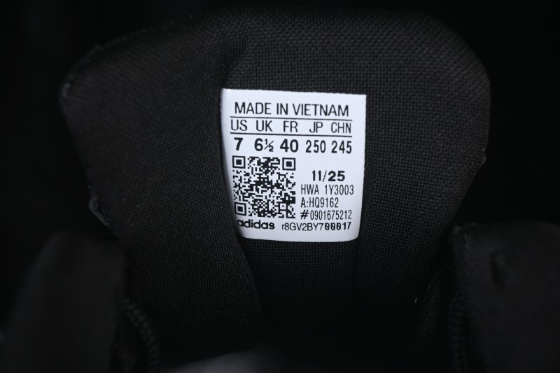Adidas Originals Adiracer 2026 Retro Running Shoes with Anti-Slip Low-Top Casual Design - HQ9162