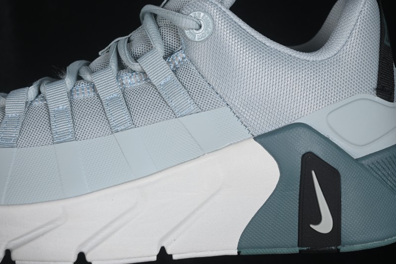 Nike Free Metcon 7 Training Shoes with Breathable Mesh and Flexible Cushioning - II7405-003
