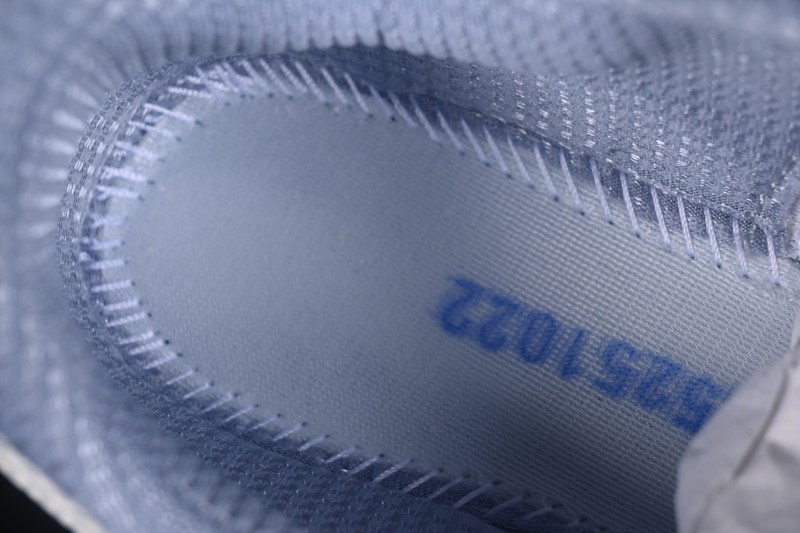 Adidas Original Seamless Knit Running Shoes with 360 Degree Glide Cushioning - 1203B144-102