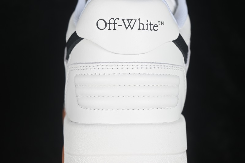 Off-White Out of Office Low-Top Skateboarding Shoes in Off-White Gum Black - WME5