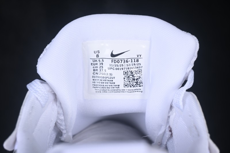 Nike V2K Run Retro Low-Top Running Shoes with Cushioning and Anti-Slip - FD0736-118