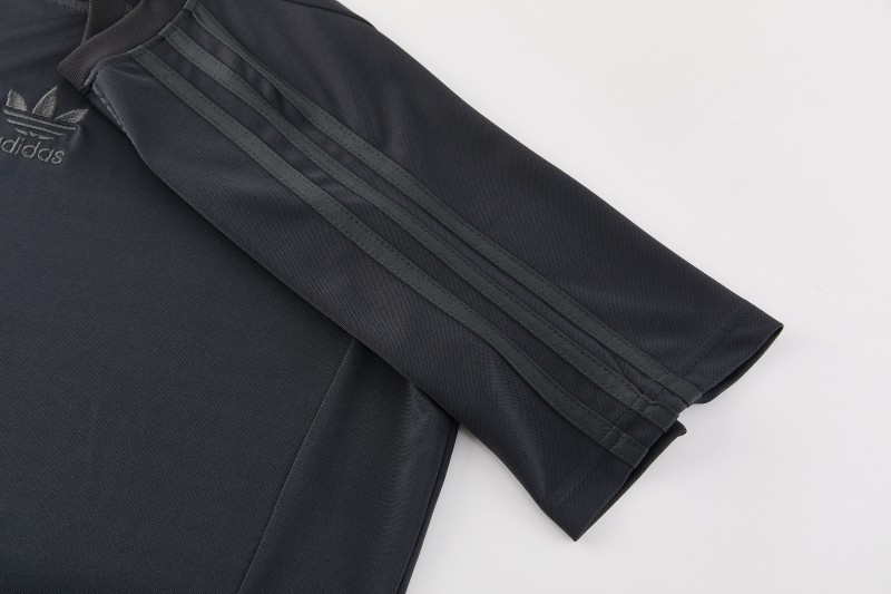 26/27 Adidas AD15 Dark Grey Short Sleeve+Soccer Shorts