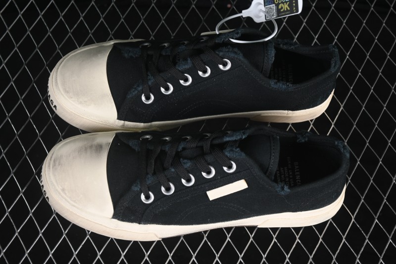 Balenciaga Paris Low Top Lace-Up Distressed Casual Sneakers - W3RC11090