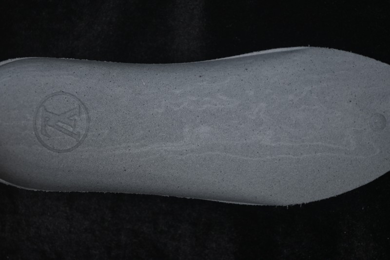Louis Vuitton Tatic Runner Retro Chunky Dad Sneakers - GREEN