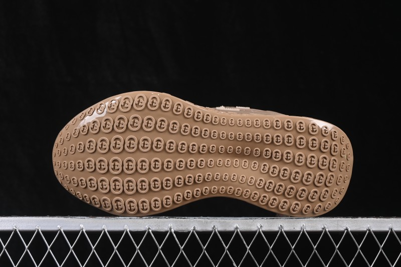 Gucci Cub3d Round-Toe Lace-Up Low-Top Casual Sneakers - 819709FAEBE2847
