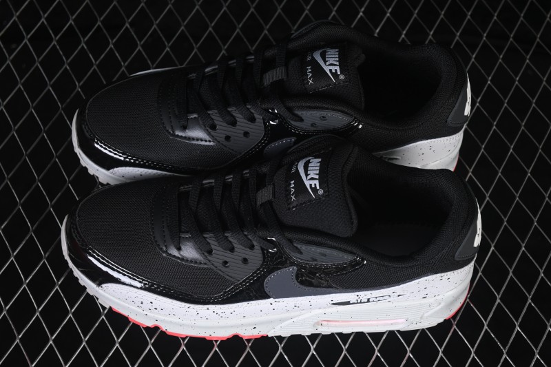 Nike Air Max 90 Retro Running Shoes with Air Cushion - 325213-031