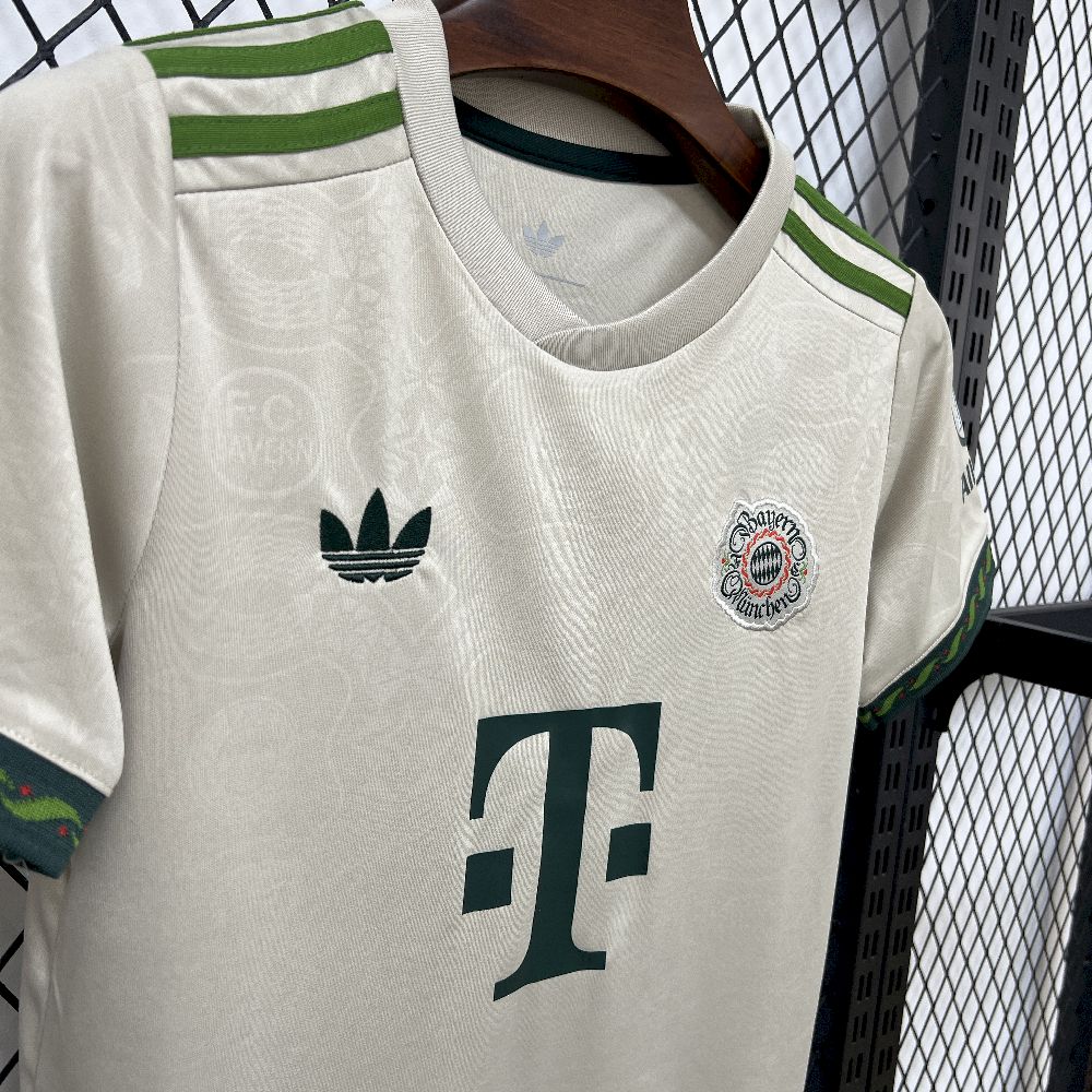 2025/26 Kids Bayern Munich Oktoberfest Kit