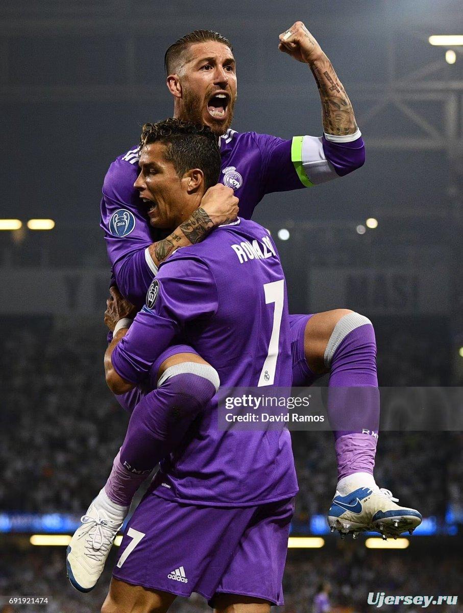 Player Version Retro 16/17 Real Madrid Away Long Sleeve Jersey