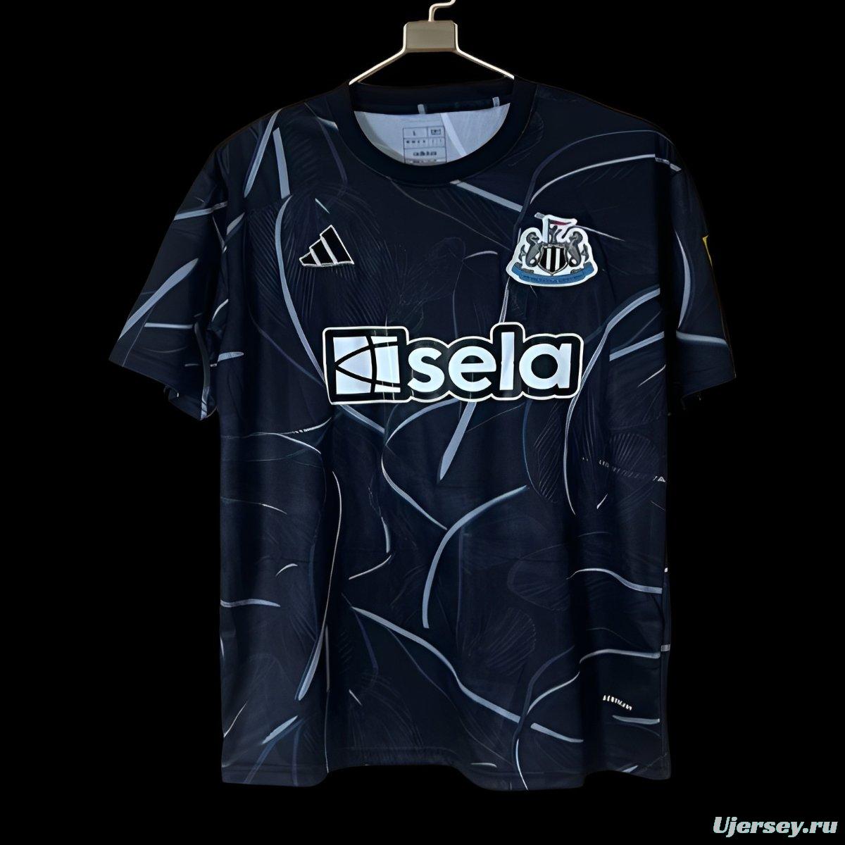 24/25 Newcastle United Pre-Match Black Jersey