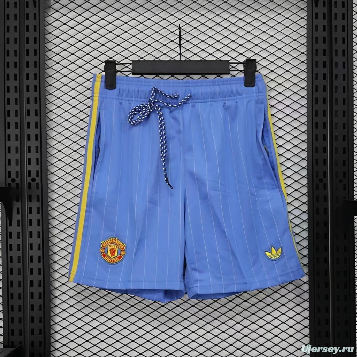 Retro Player Version  1990/91 Manchester United Third Sky Blue with Pinstripe Pattern Shorts