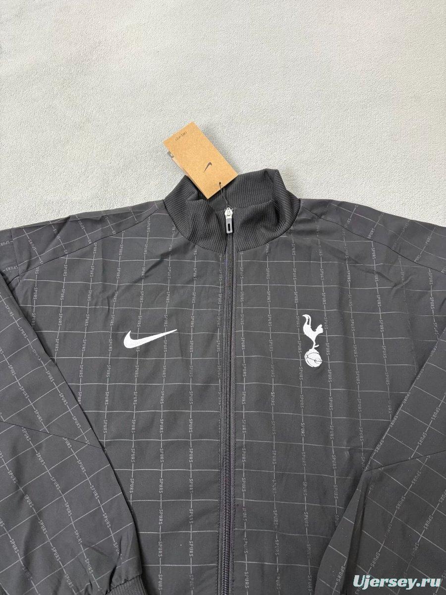 25/26 Tottenham Hotspur Black Grid Windbreaker