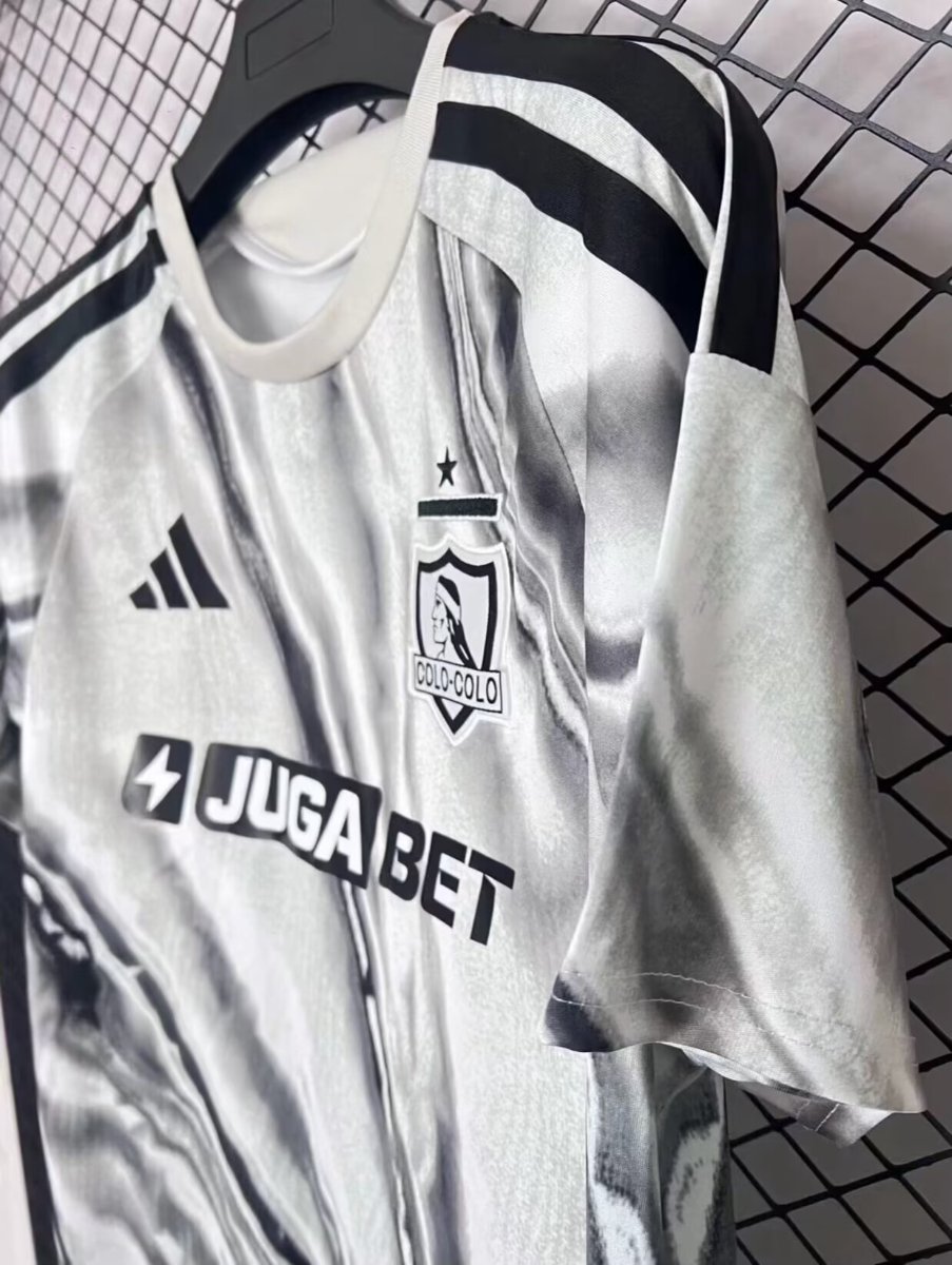 26/27 Colo Colo Black/White Marble Third Jersey