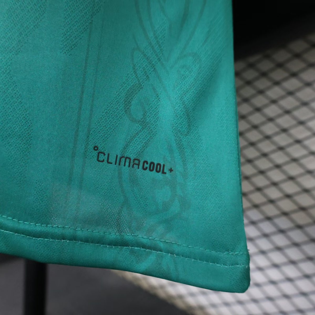 Player Version 26/27 Liverpool Green with Gold Trim Casual Retro Jersey